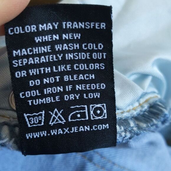 Wax Jean Collection light blue wash distressed boyfriend jeans, size 11/30 - Picture 6 of 6